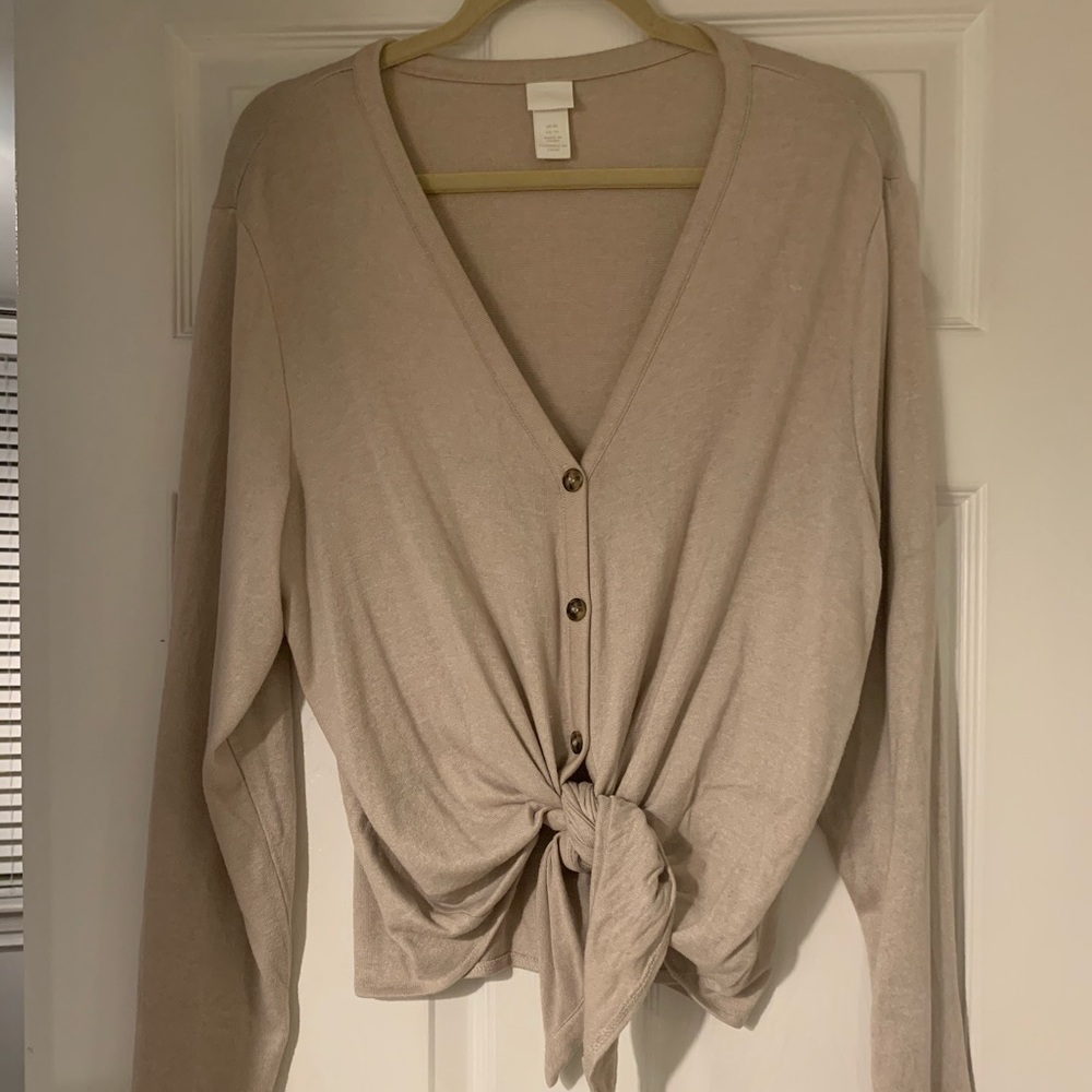 H&M button down shirt